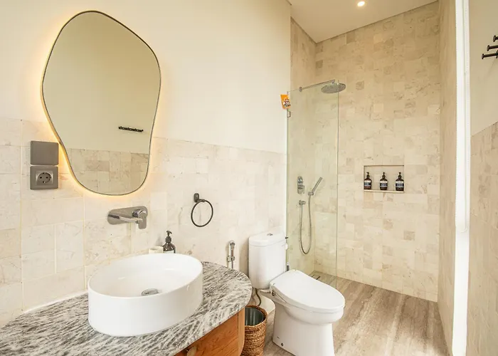 Chic 2Br Villas, Modern Comfort In Heart Of Canggu